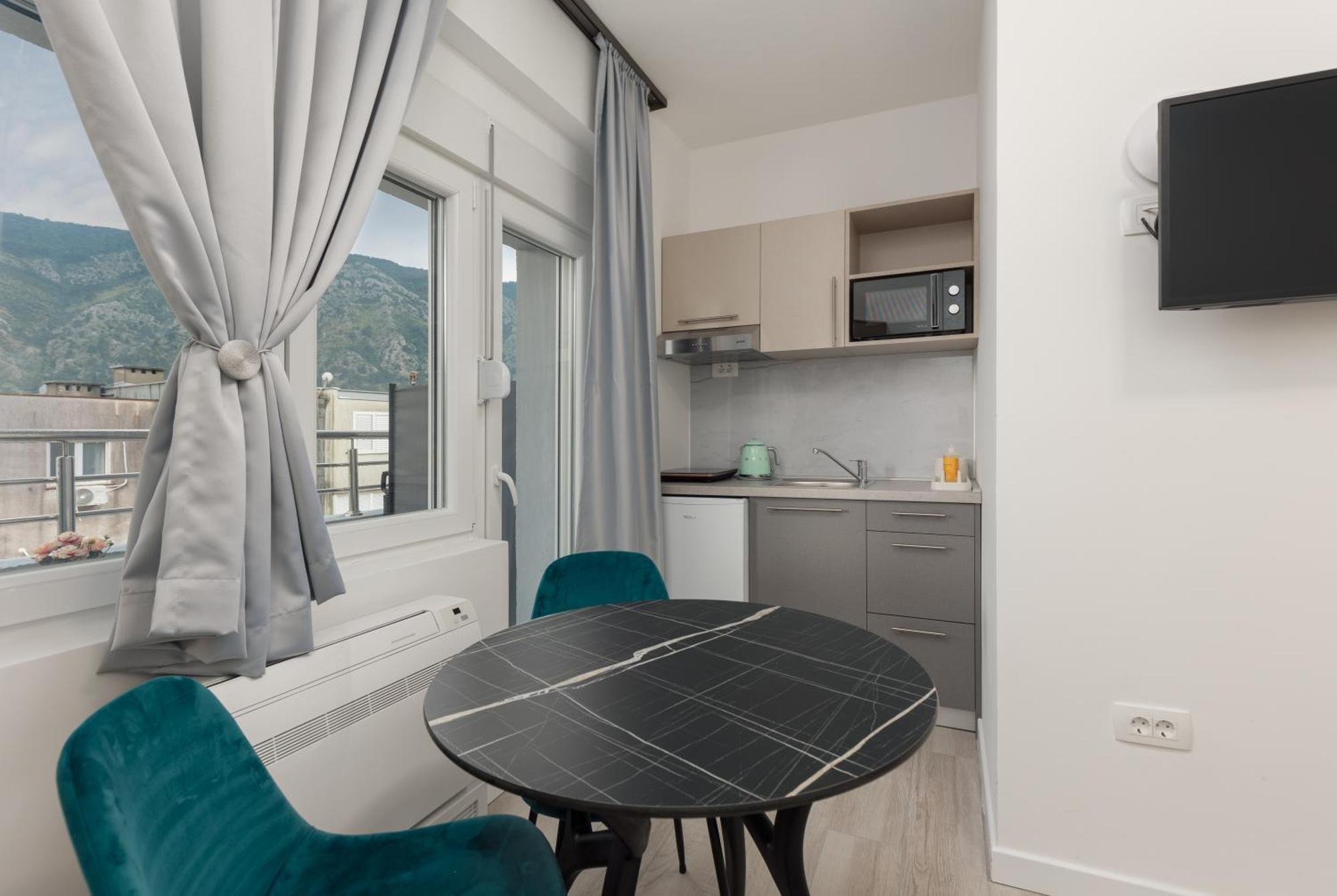 Apartments Time Kotor Exterior photo